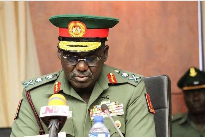 The Chief of Army Staff (COAS), Lt-Gen. Tukur Buratai [Twitter@Chiefojukwu]