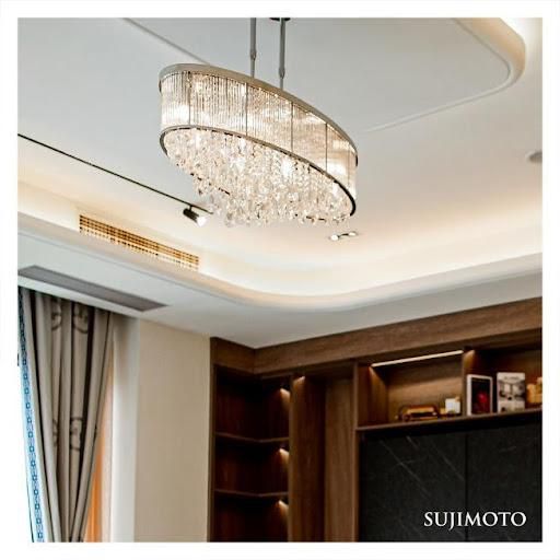 French CNN - TF1 TV Network celebrated the extraordinary achievements of Sijibomi Ogundele.