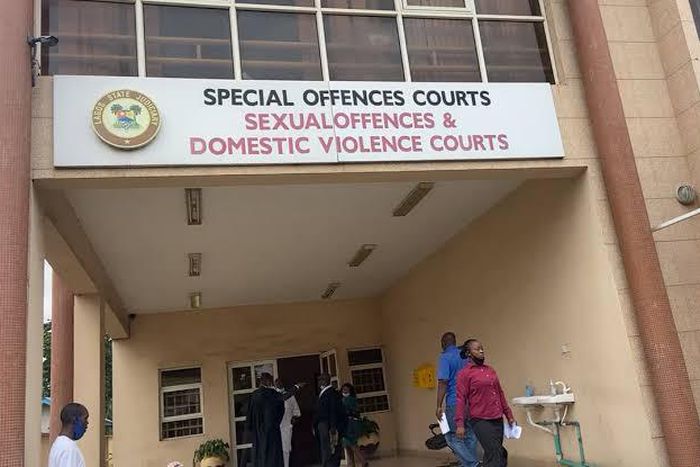 Student bags prison sentence for pretending to be American lawyer