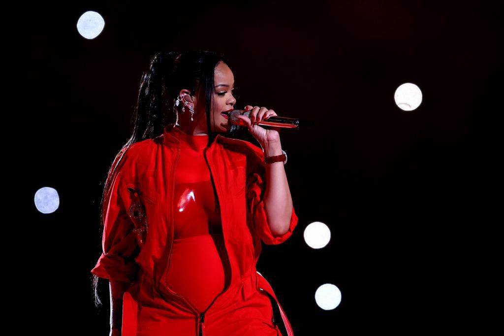 Yes, Rihanna was pregnant during the halftime show.