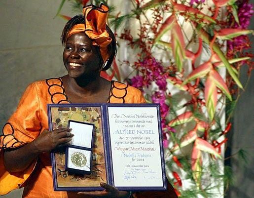Wangari Maathai was awarded the Nobel Prize of Peace [Revistagalileu]