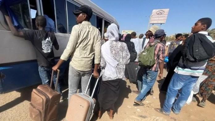 Stranded Nigerians in Sudan being transported to Egypt [Sen News]