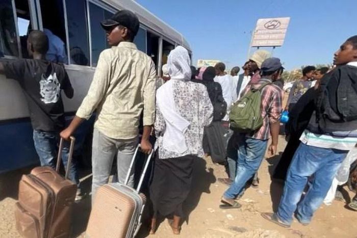 Stranded Nigerians in Sudan being transported to Egypt [Sen News]
