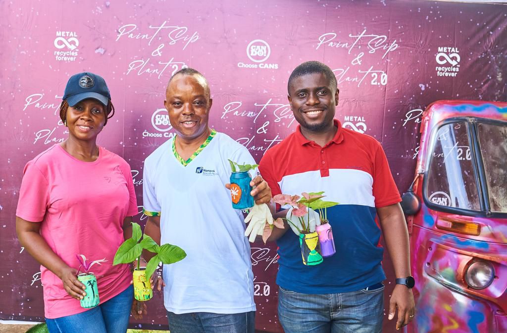 CANDO! Nigeria hosts its second Paint, Sip, and Plant event