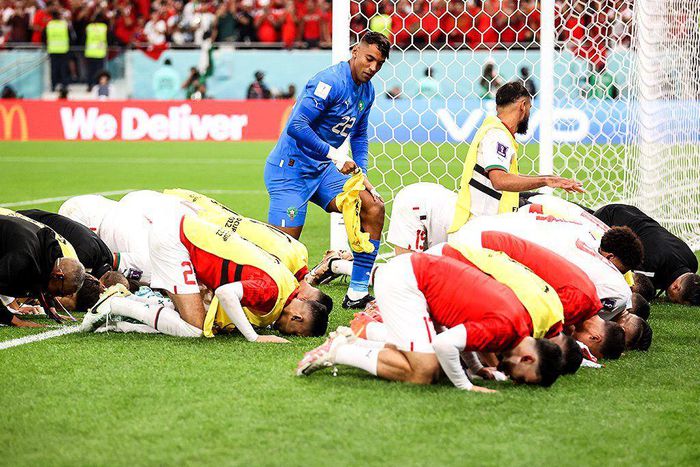 Atlas Lions of Morocco after the win.