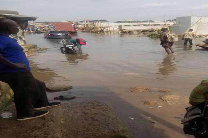 Flood sweeps away mother of 5 in Anambra
