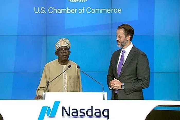 [President Bola Tinubu and Scott Eisner, the President of the U.S.-Africa Business Center (USAfBC) during the bell-ringing ceremony at the US Chamber of Commerce on Wednesday, September 20, 2023. [BusinessDay]