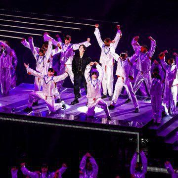 Jung kook of the Korean group BTS performing at the Qatar 2022 opening ceremony
