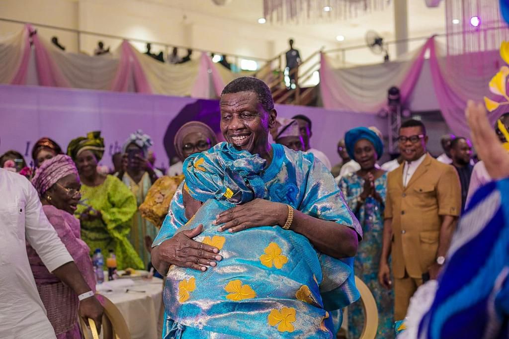 Peek into Pastor Folu Adeboye's grand style 75th birthday. [Twitter:@PastorEAAdeboye]