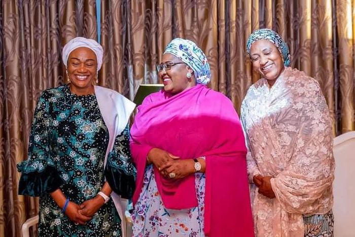 Asiwaju Bola Tinubu's wife, Remi Tinubu and Shettima's wife, Hajiya Nana Shettima during a thank you visit to Aisha Buhari. [Twitter:KCJournalist]