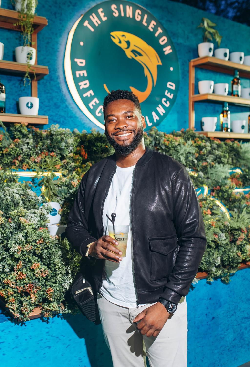 WHY THE SINGLETON IS THE PERFECT DRINK FOR CASUAL MOMENTS WITH FRIENDS