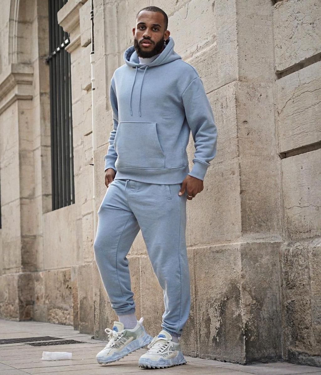 BryanMbeumo/Instagram