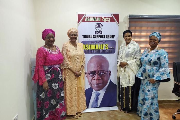Nigeria's first lady, Remi Tinubu (second from left) on her first day in office [Twitter/@Laurestar]