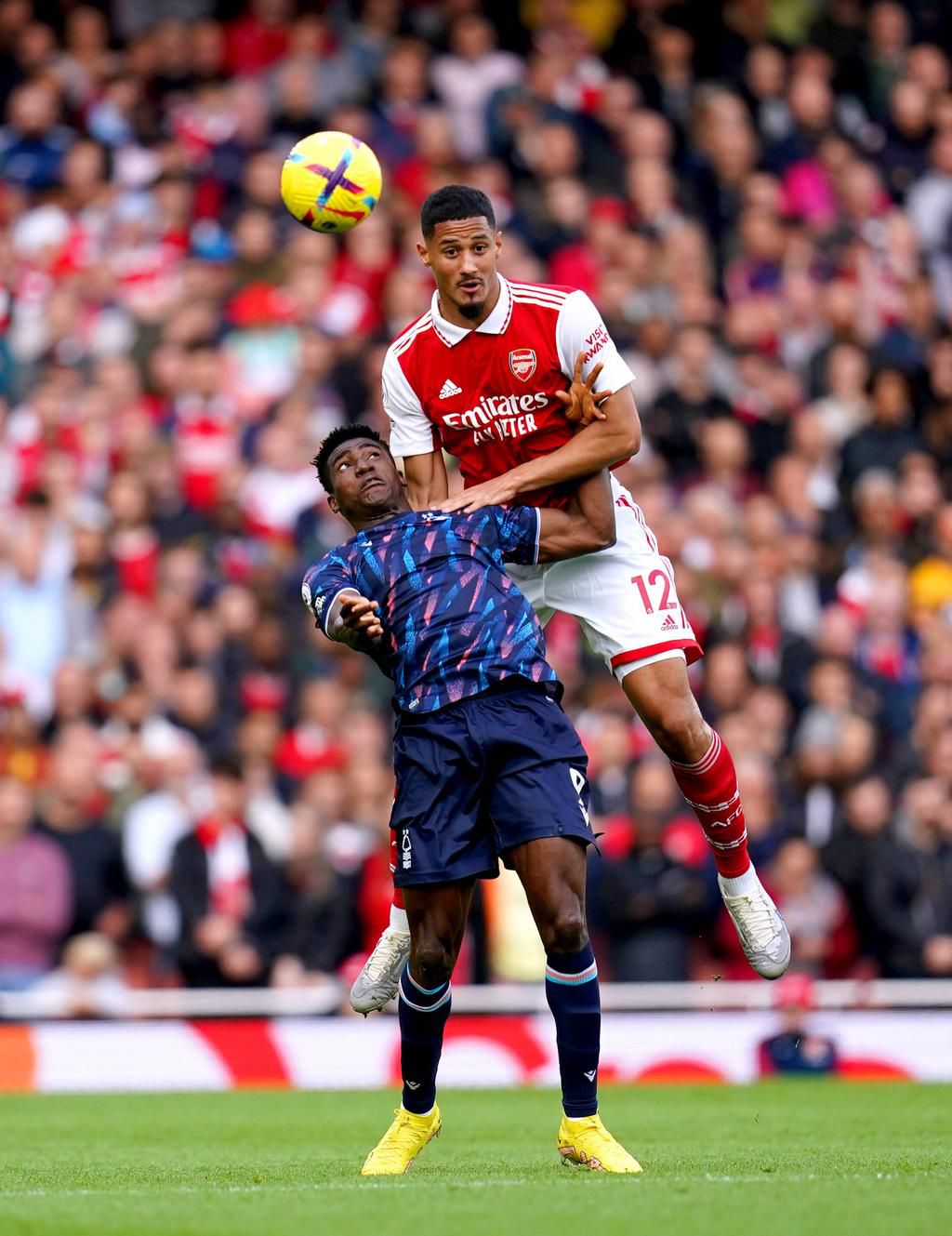 Nottingham Forest striker Taiwo Awoniyi vs Arsenal defender William Saliba