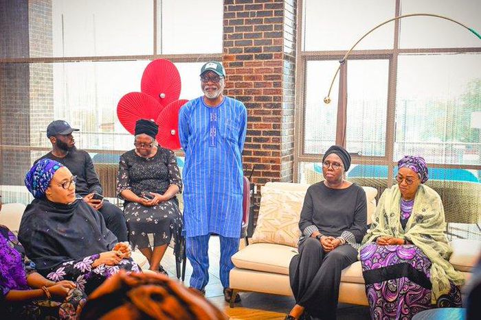 Tinubu, Shettima’s wives visit Akeredolu's family in Ibadan [Presidency]