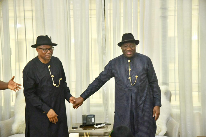 Former President, Goodluck Jonathan receives in audience the Labour Party presidential candidate, Peter Obi. [Twitter:@PeterObi]