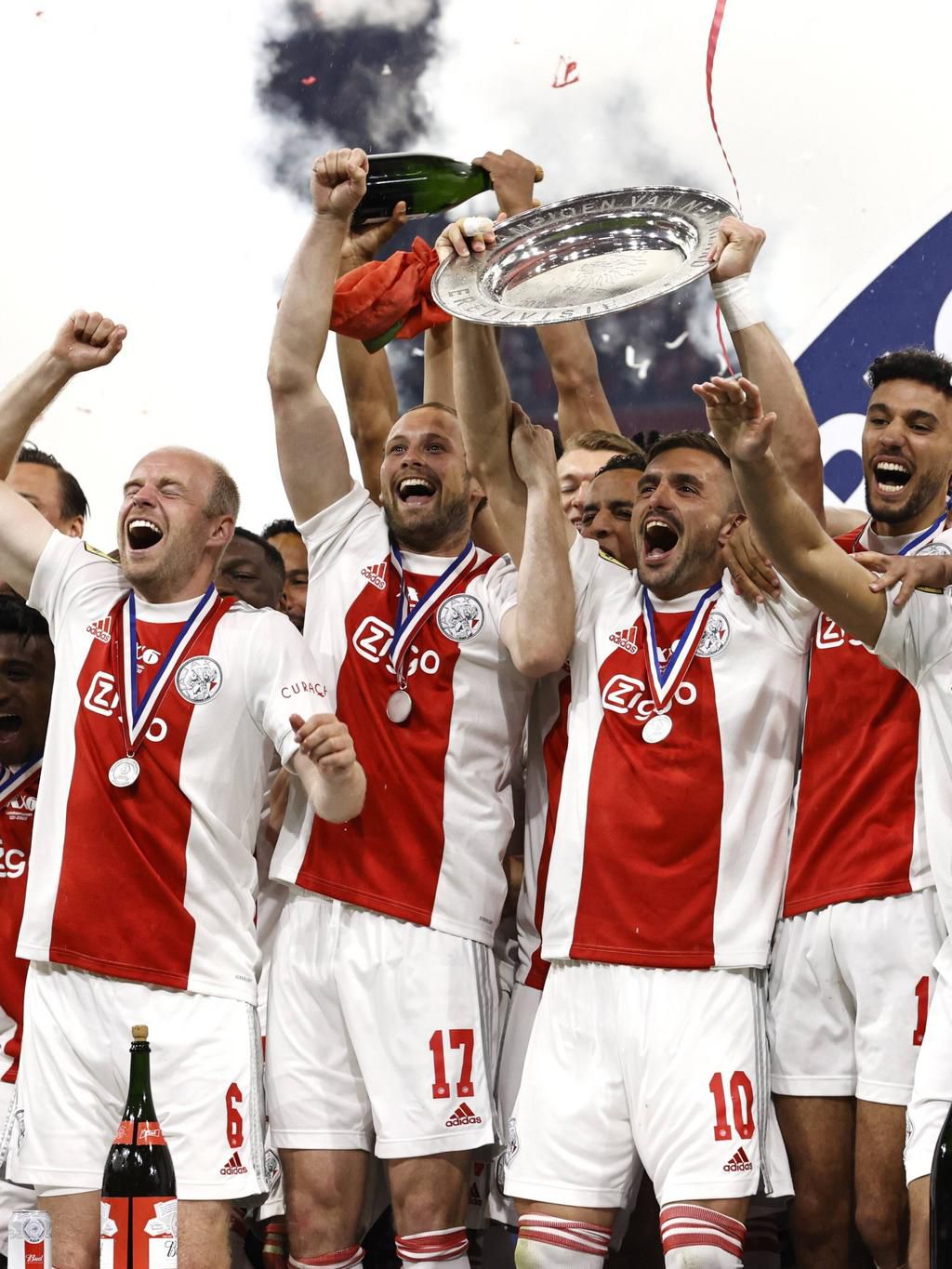 Daley Blind (17) will be leaving as one of Ajax's most successful players
