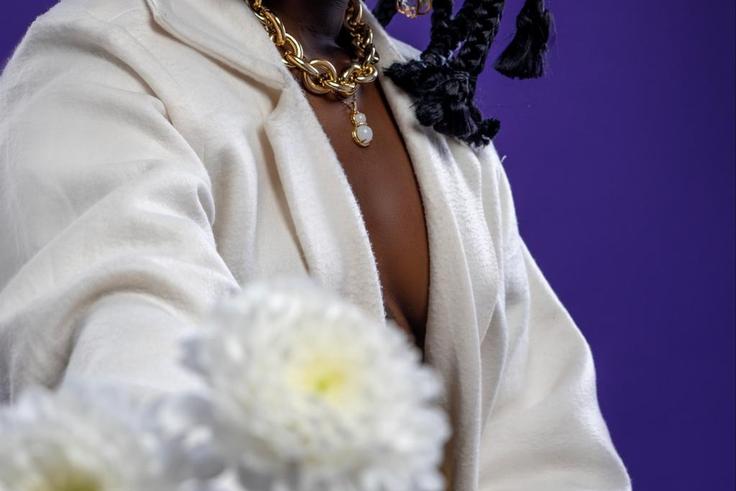 International Afrobeats sensation SEAVA stuns on 'Shine Your Eyes'