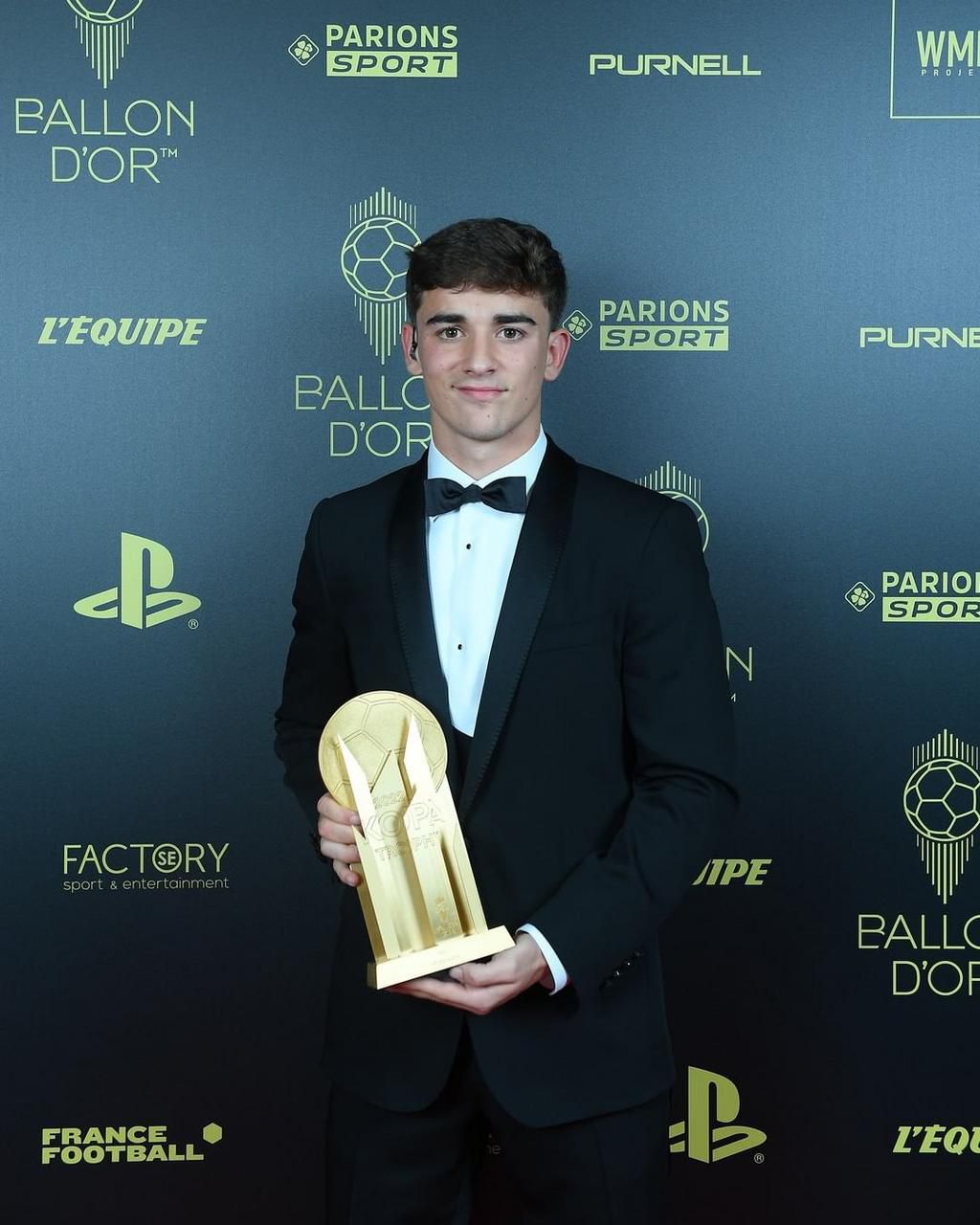 Lewandowski, Gavi, and Putellas win as Barcelona celebrate 3 awards at 2022 Ballon d'Or ceremony