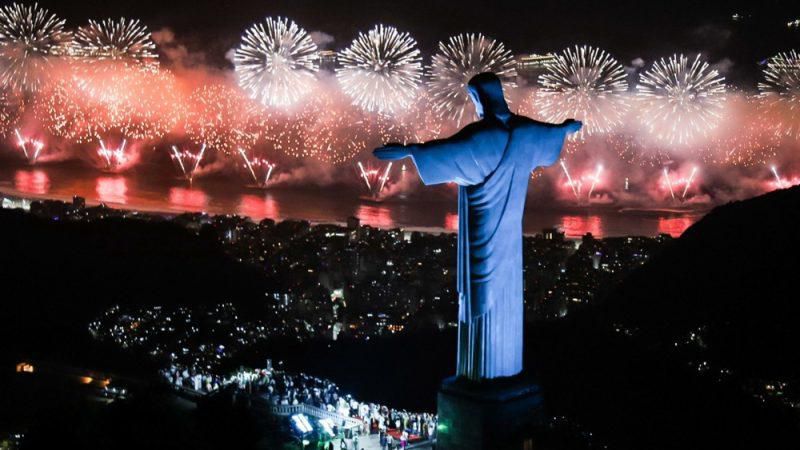 Brazil welcomes 2024 with fireworks [Euractiv]