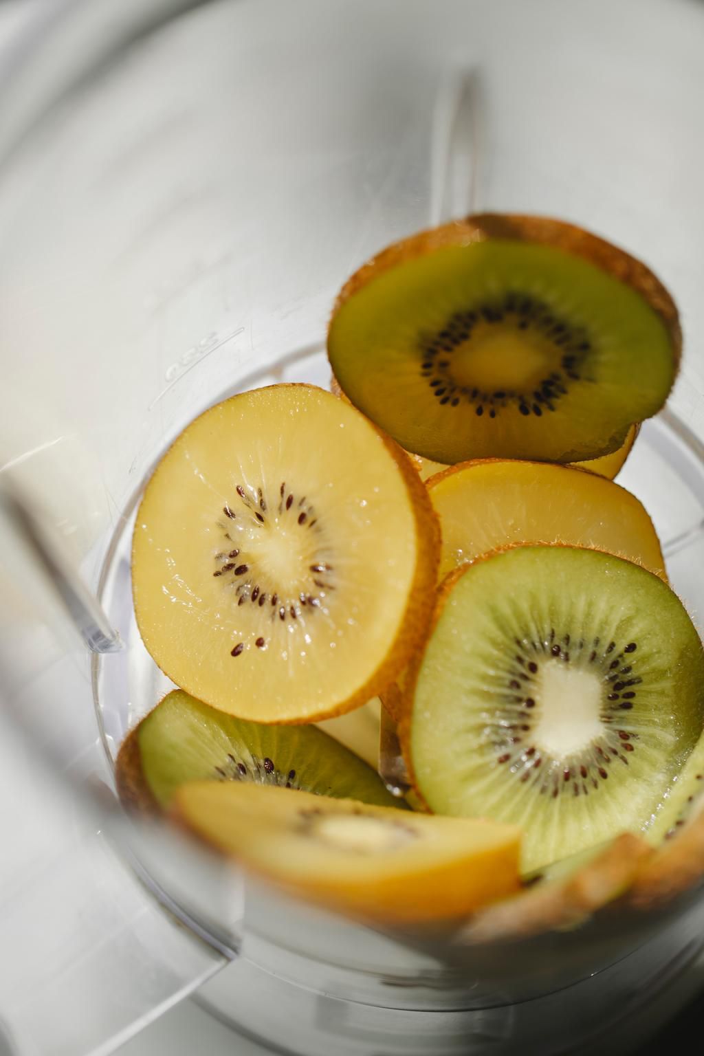 8 night-time snacks for better sleep (late nights and early mornings)/Pexels