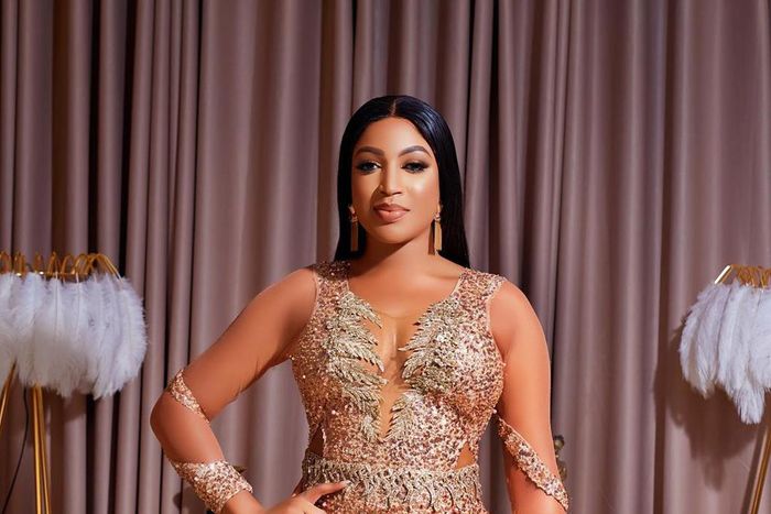 Dabota talks about how far she has gone since her failed marriage years ago [Instagram/DabotaLawson]