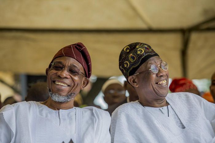 Lai Mohammed, Rauf Aregbesola honour Alaafin in Oyo. [nairaland]
