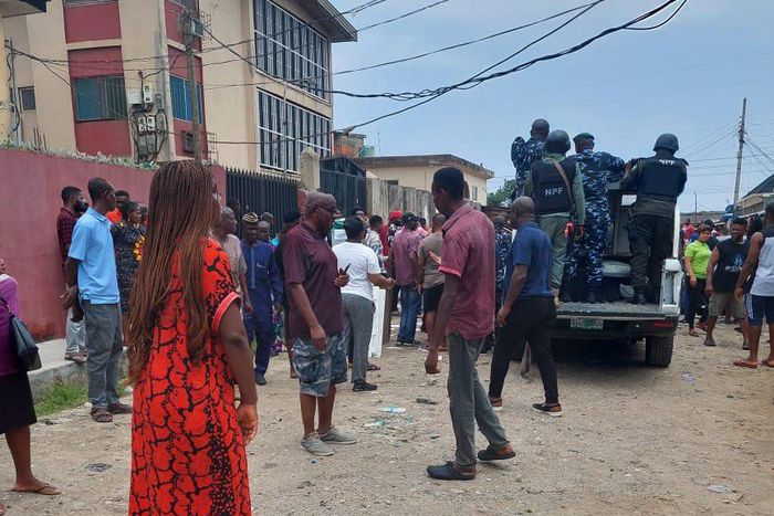 One shot dead, voters detain police as election turns violent in Okota.