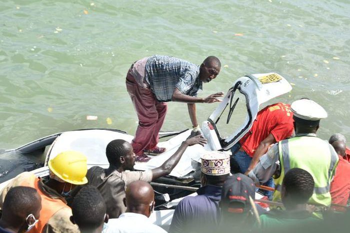 Woman whose car plunged into Indian ocean dies