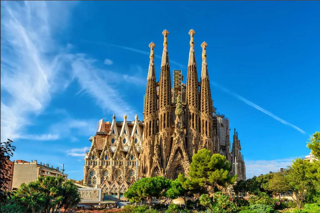 Sagrada Familia, Barcelona [Britannica]