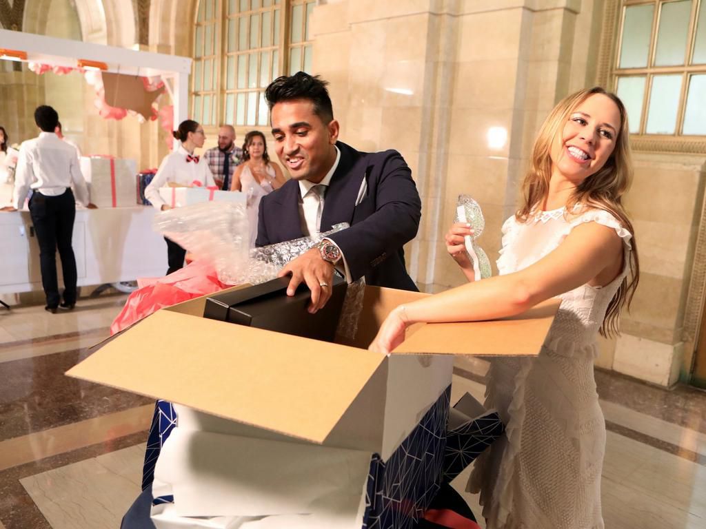 wedding gifts reception