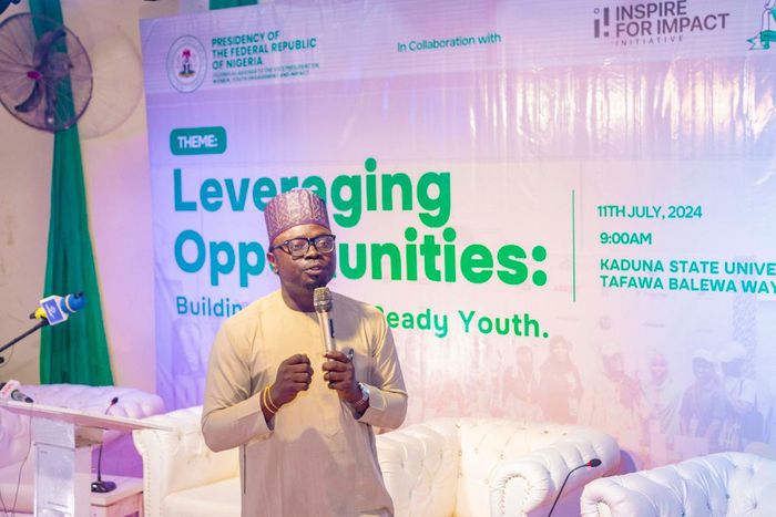 Minister of State for Youth Development, Ayodele Olawande [Twitter:@ayowisdom_]