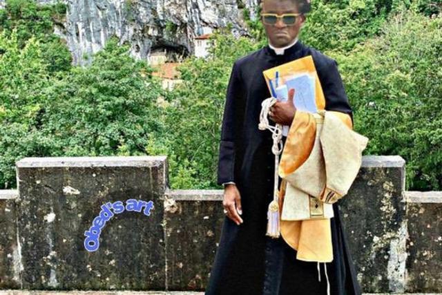 Portable hosts crusade, tearfully begs for forgiveness over attack on Pastor
