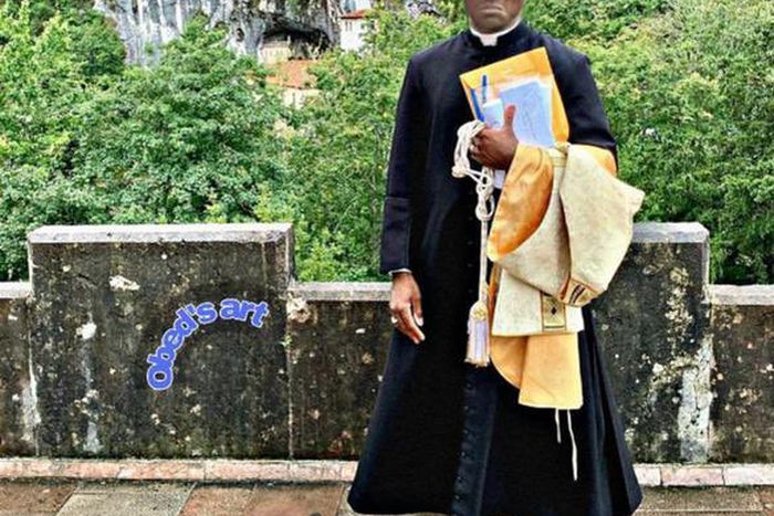 Portable hosts crusade, tearfully begs for forgiveness over attack on Pastor