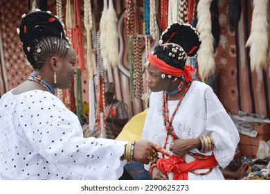 Adimo Eyin worn by an Osun priestess [Shuttershock]