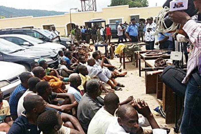 Police capture suspects