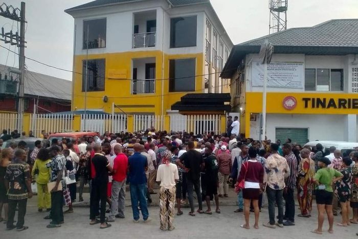 MTN offices besieged as aggrieved subscribers protest over sim blockage.