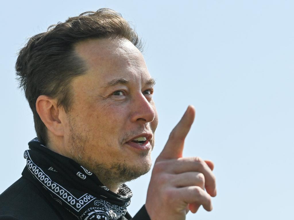 But Musk has said himself that he's cash-poor. "Some people think I have a lot of cash," Musk told investor Cathie Wood on a podcast last year. "I actually don't." Like a lot of other high-powered executives, Musk relies on mortgages and credit day-to-...