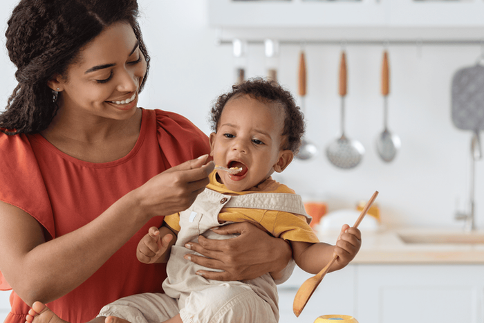 When’s the best time to introduce solid foods to your baby? [CanadianDigestive]