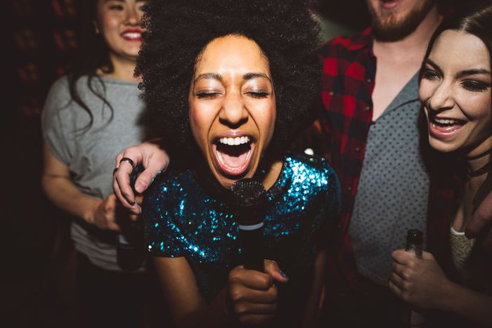 Are you an extrovert? [LovetoKnow]