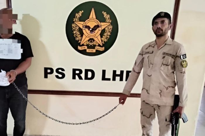 Nigerian man arrested in Pakistan for smuggling 608 grams of cocaine