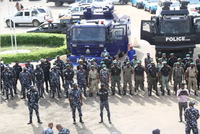 Osun Police, security agencies embark on show of force for planned protest [Vanguard News]