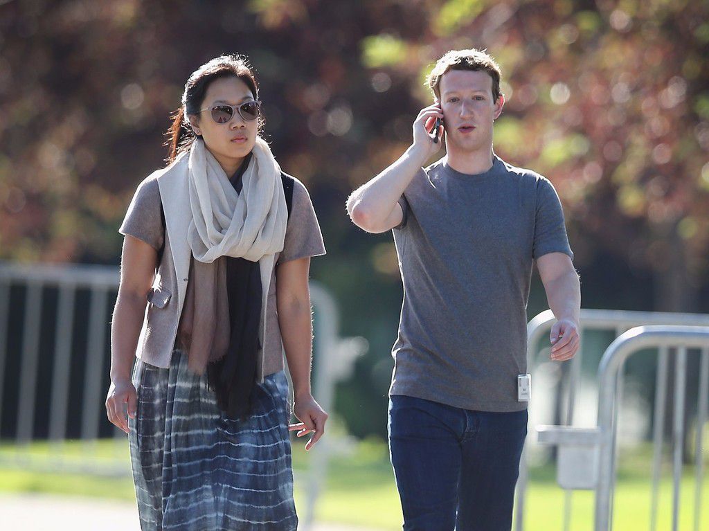 Mark Zuckerberg and his wife, Priscilla Chan.