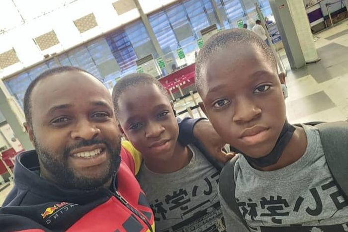 Femi Adebayo and his twin sons [Instagram/Femiadebayosalami]