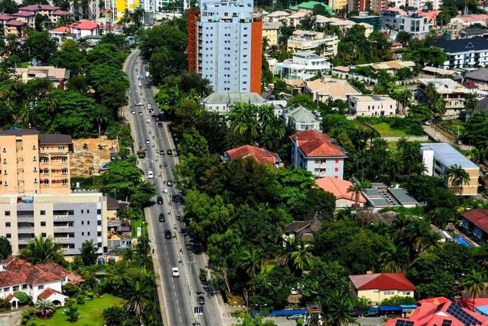 Lagos govt announces 2-day traffic diversion on Bourdillon Road [eyesofalagosboy]