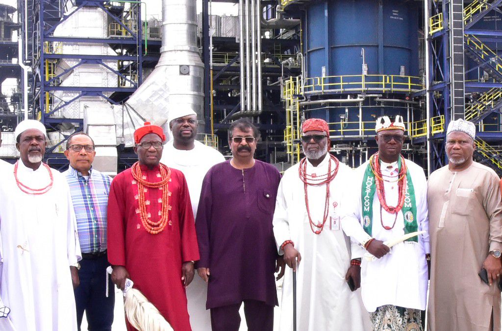 L-R: Chief Francis Inegbeniki; Group Chief Branding and Communications Officer, Dangote Industries Limited, Anthony Chiejina; His Royal Majesty,  King, Frank Okiakpe, Agadagba X of Gbaraun; Iyesere of Orhuwhorun Kingdom, Freeman Mac-Anthony; Vice Presi...
