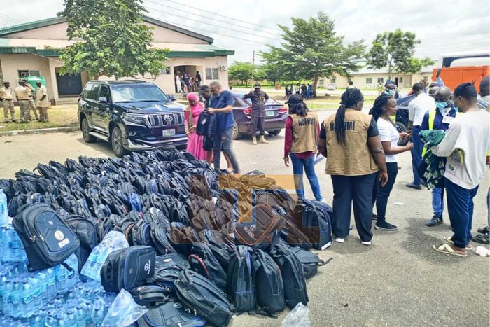 400 Nigerians deported from UAE arrive at Abuja airport.