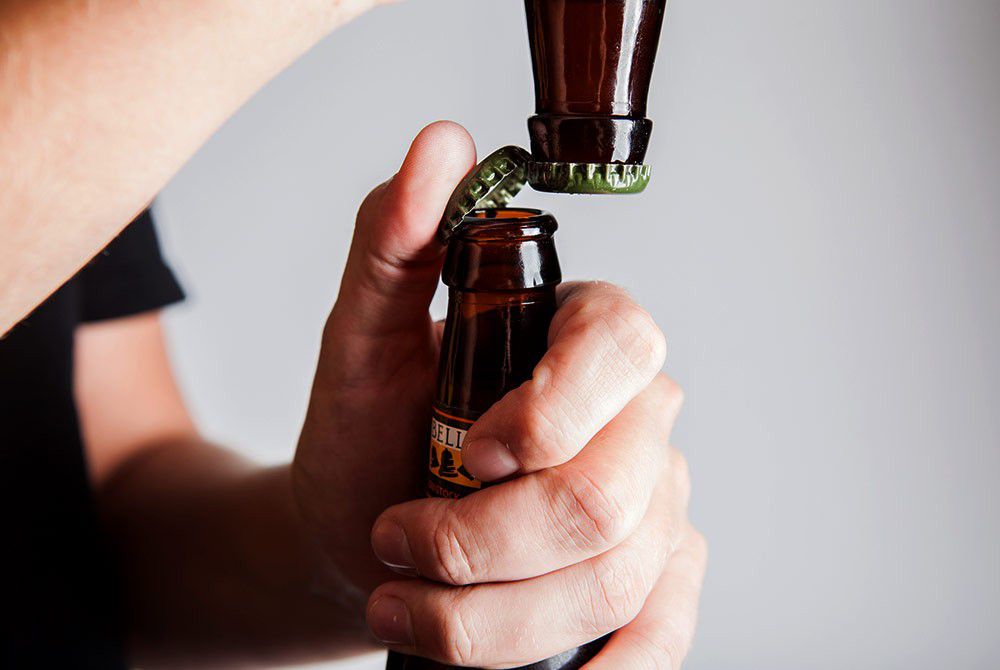 Bottle open-Hop culture