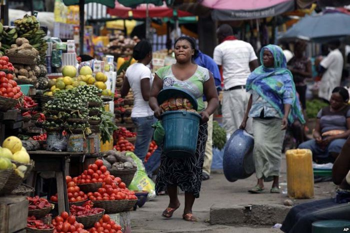 Nigerian food traders