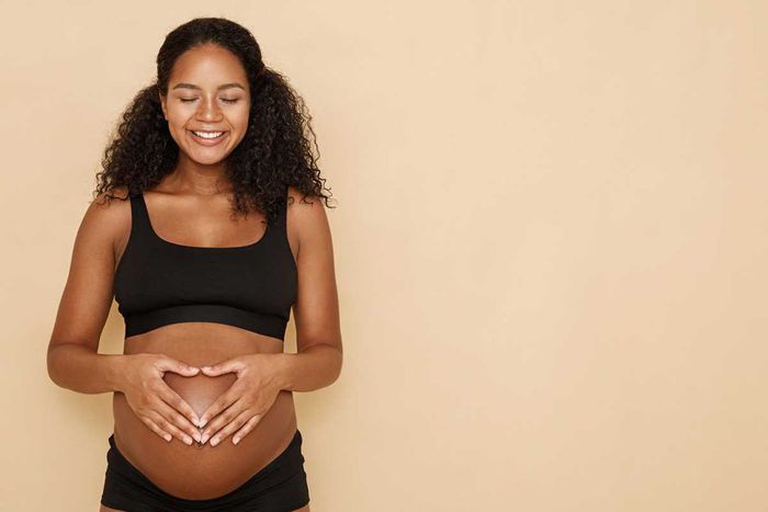 Can you be pregnant with no symptoms? [Mom.com]
